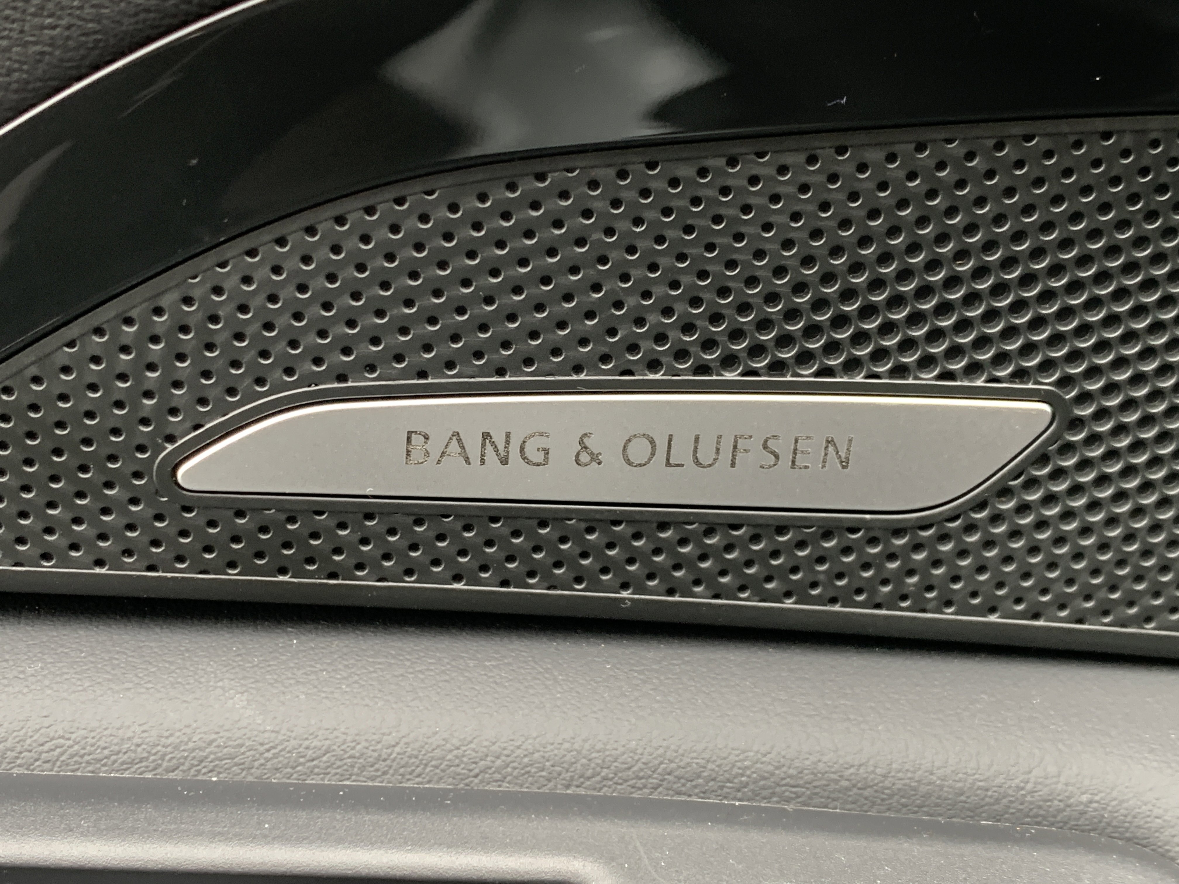 Certified 2025 Audi Q5 Premium Plus w/ Premium Plus image 9