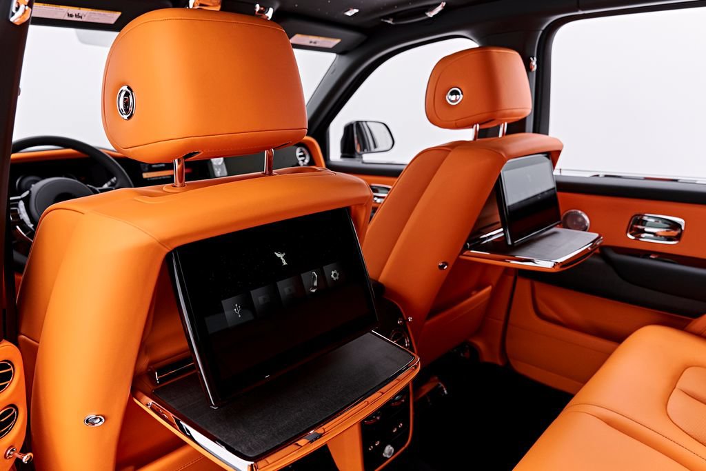 Used 2026 Rolls-Royce Cullinan AWD/4WD image 52
