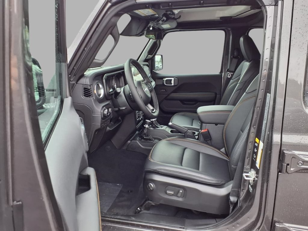 New 2026 Jeep Gladiator Sport AWD/4WD image 19
