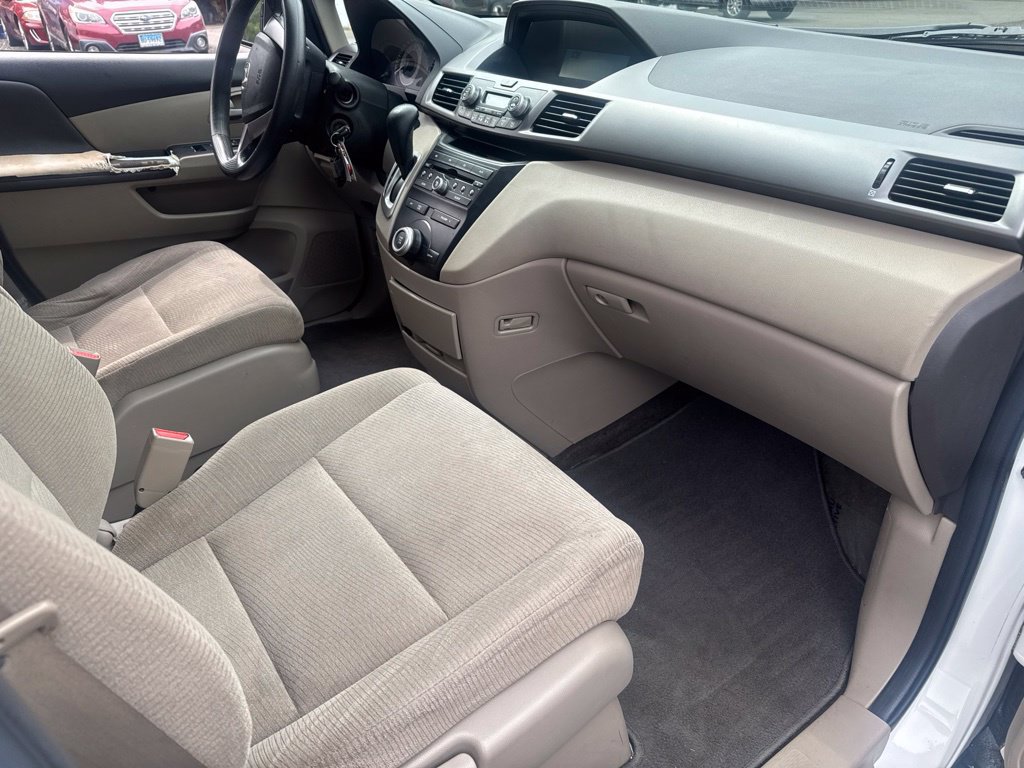 Used 2011 Honda Odyssey LX image 38