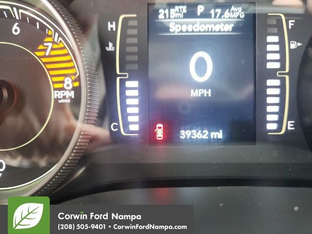 Used 2019 Jeep Cherokee Latitude w/ Cold Weather Group image 13