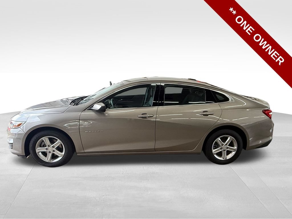 Used 2022 Chevrolet Malibu LS w/ Driver Confidence Package II FWD image 3