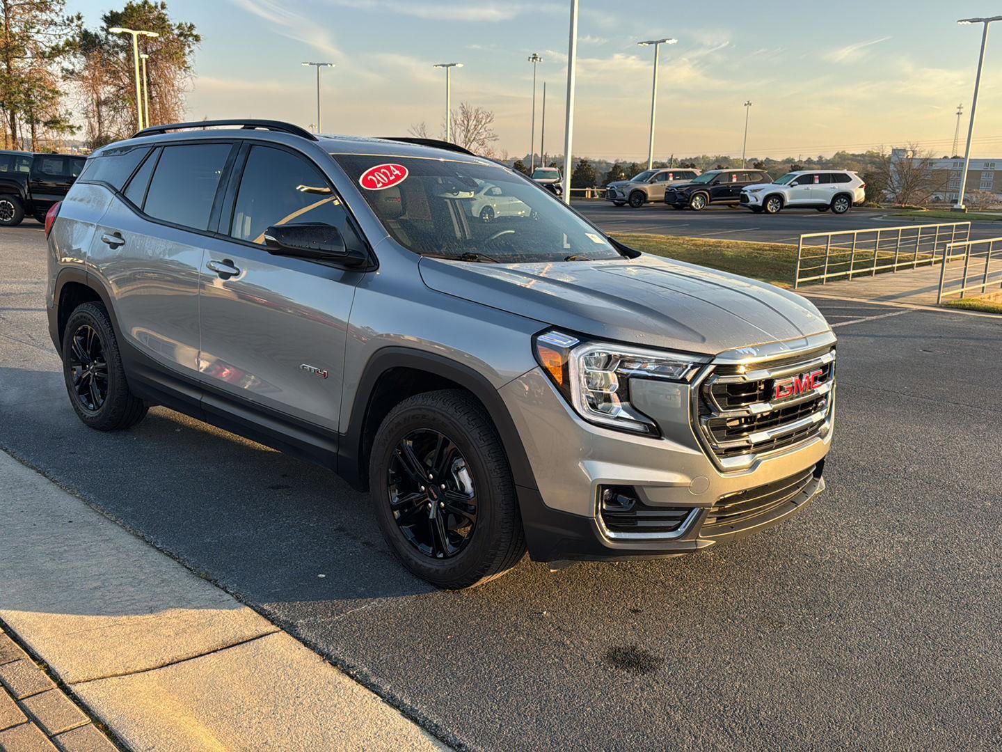Used 2024 GMC Terrain AT4 image 6
