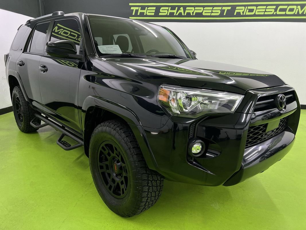 Used 2021 Toyota 4Runner SR5 image 2