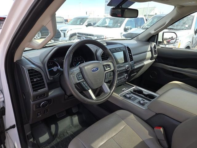 Used 2018 Ford Expedition Max XLT w/ Equipment Group 202A image 10