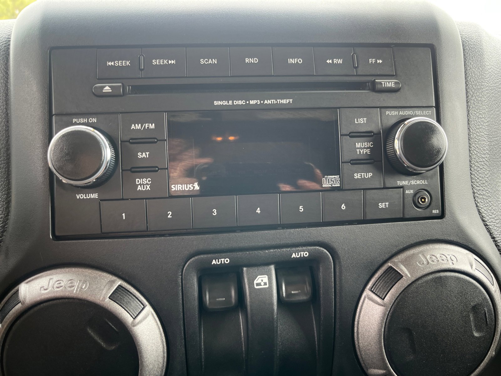 Used 2015 Jeep Wrangler Sport w/ Quick Order Package 23S image 28