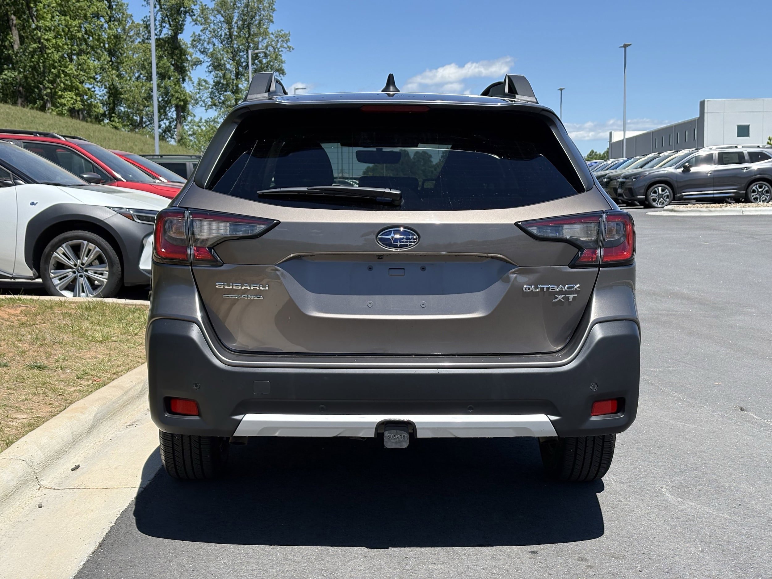 Certified 2024 Subaru Outback Limited XT AWD/4WD image 10