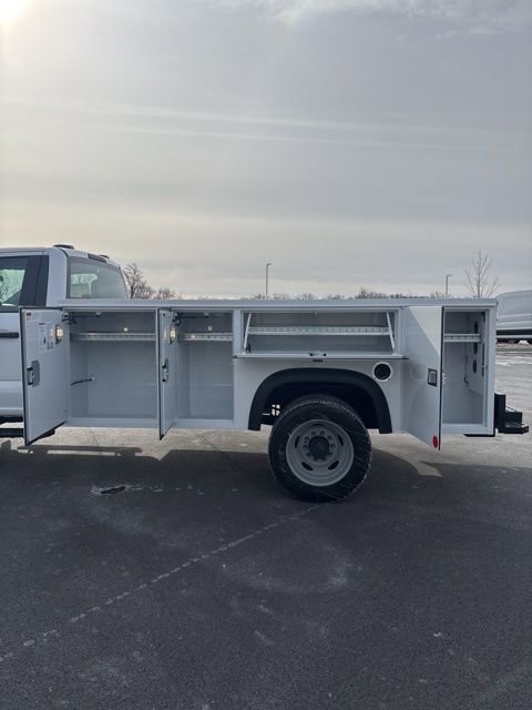 New 2025 Ford F450 XL w/ XL Chrome Package image 11