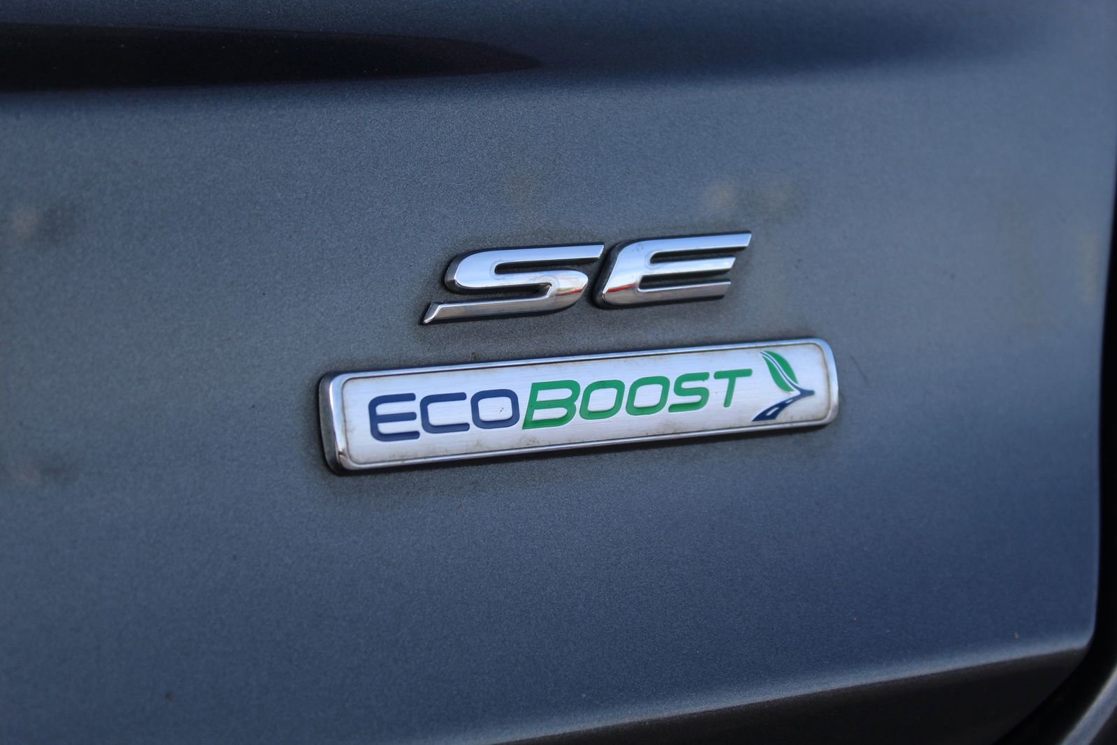 Used 2020 Ford Fusion SE image 27