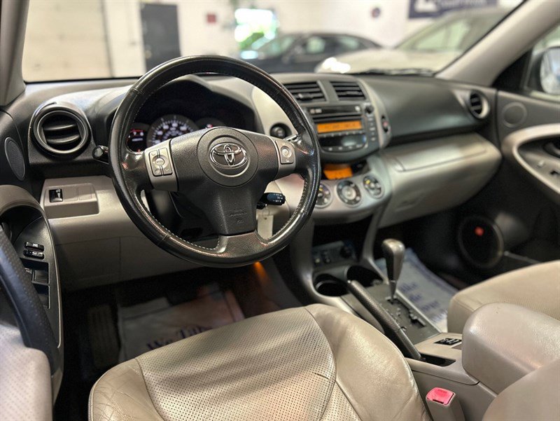 Used 2007 Toyota RAV4 Limited image 25