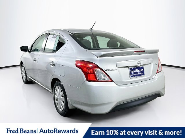 Used 2018 Nissan Versa SV FWD image 6