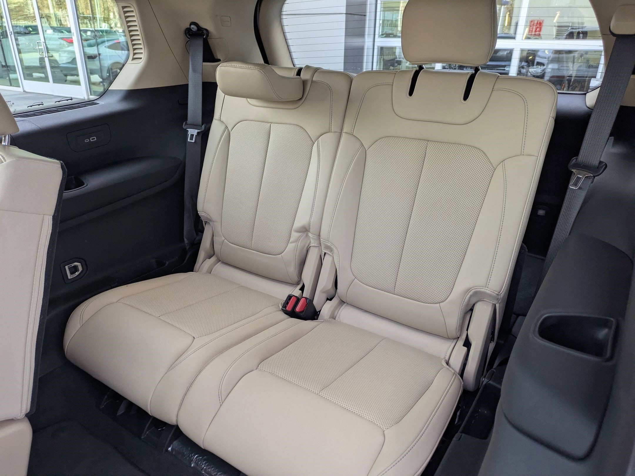 Used 2022 Jeep Grand Cherokee L Limited w/ Luxury Tech Group II image 30