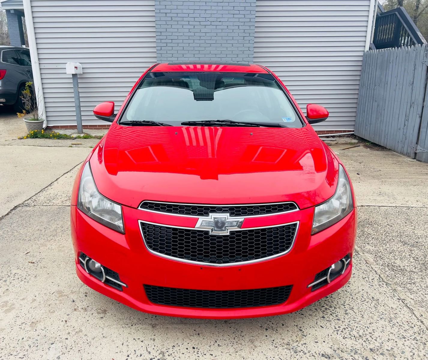 Used 2014 Chevrolet Cruze LTZ w/ RS Package FWD image 2