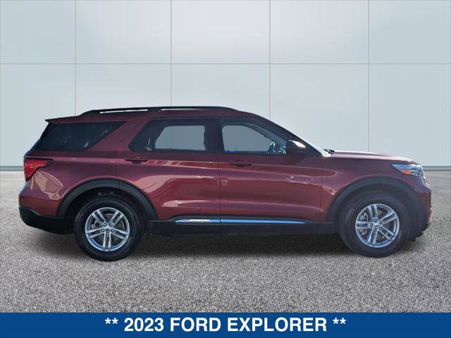 Certified 2023 Ford Explorer XLT RWD image 6