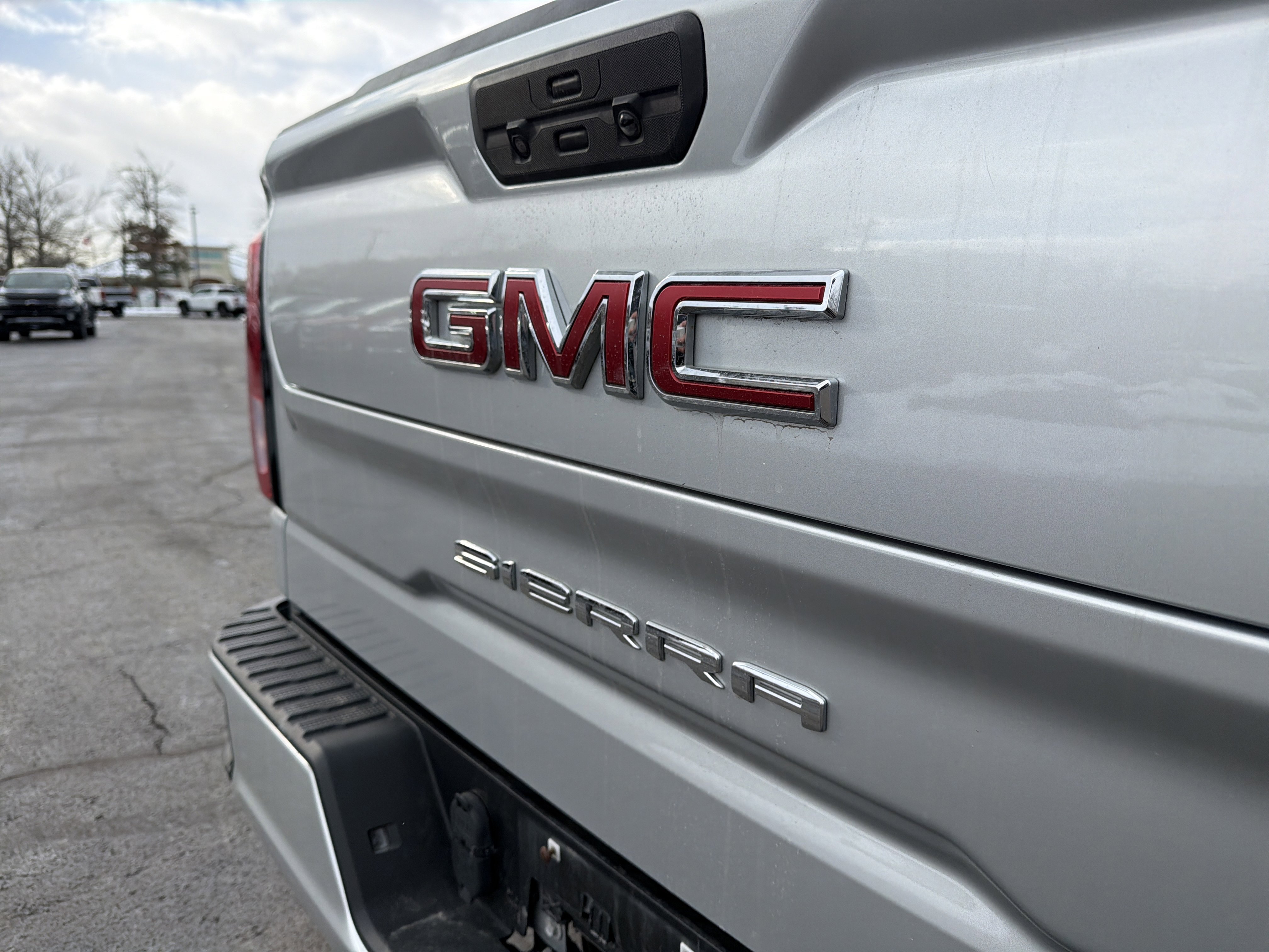 Used 2022 GMC Sierra 1500 Elevation image 30