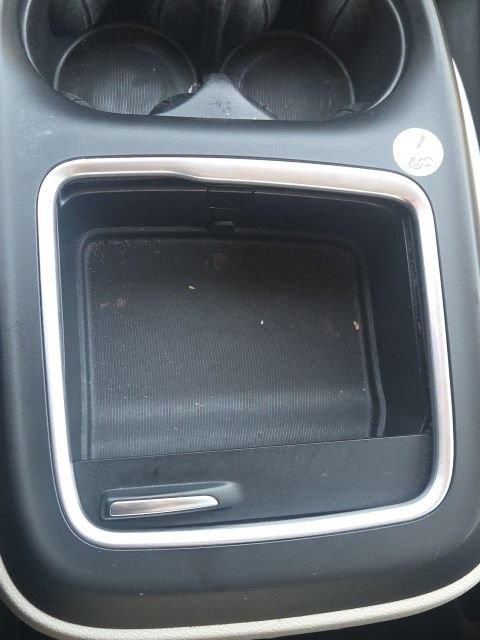 Used 2023 Chrysler Pacifica Touring-L FWD image 39