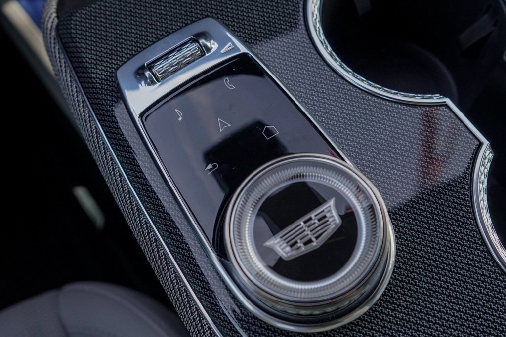 New 2026 Cadillac Optiq Sport 2 image 14