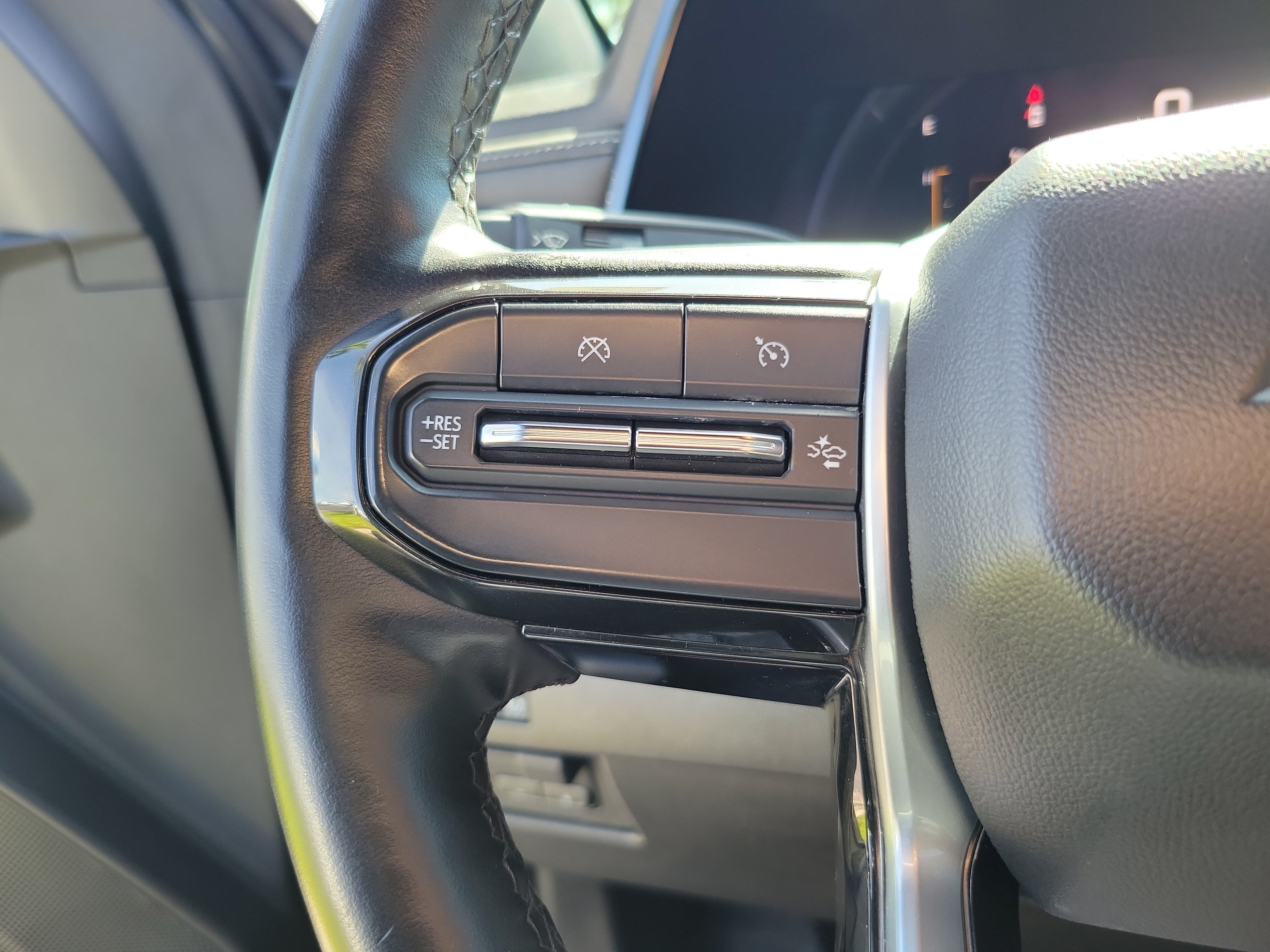 Used 2023 Chevrolet Colorado LT w/ LT Convenience Package III RWD image 21