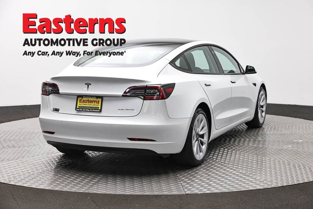 Used 2022 Tesla Model 3 Long Range AWD/4WD image 5