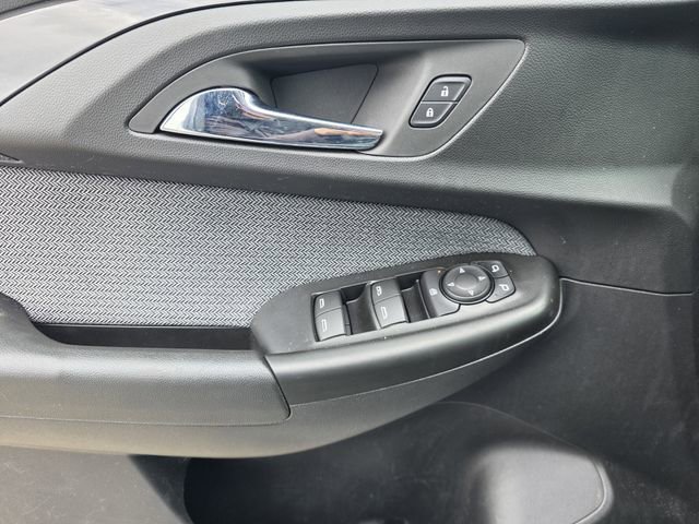 Used 2022 Chevrolet TrailBlazer LS image 16