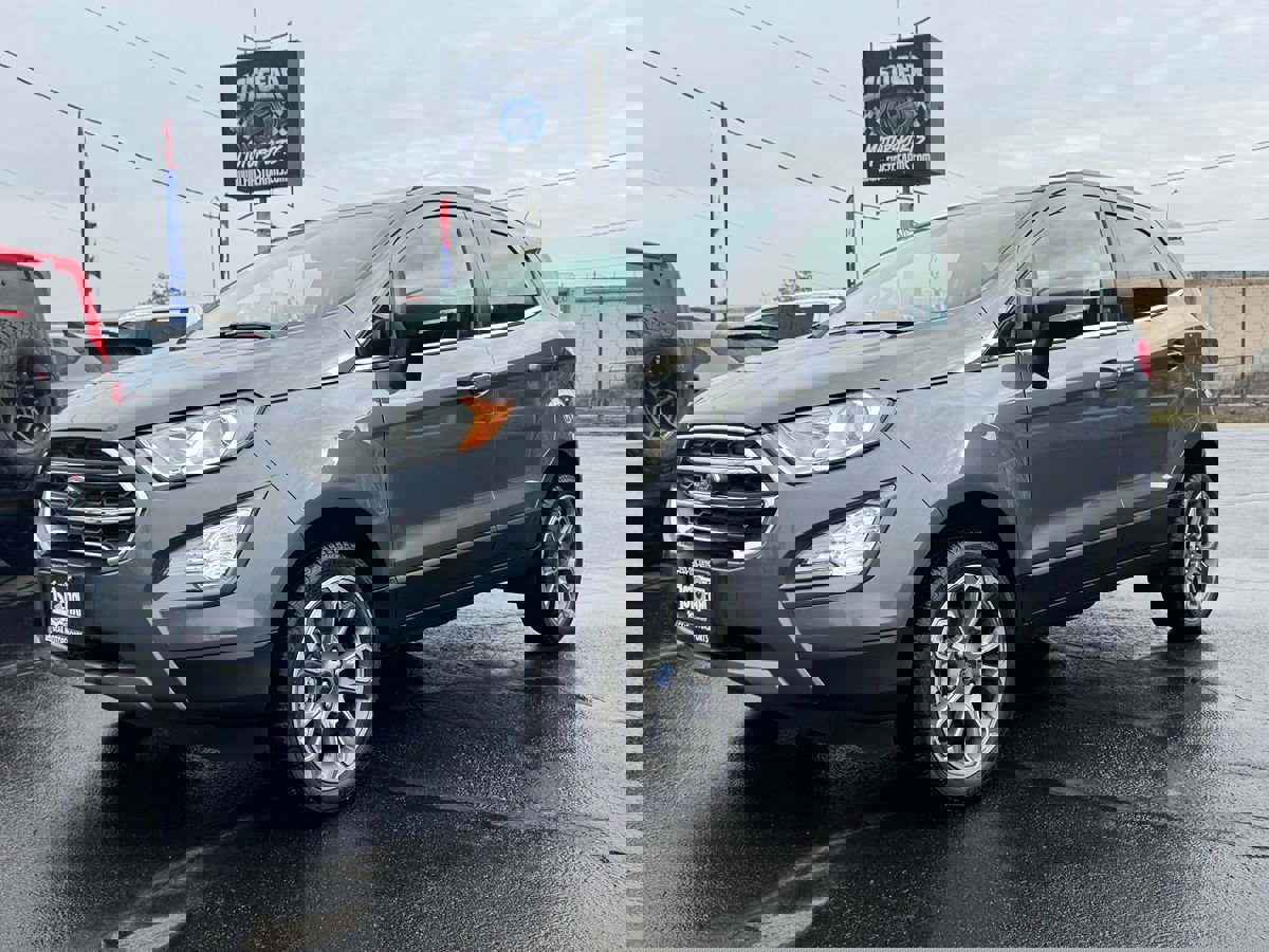 Used 2018 Ford EcoSport Titanium w/ Titanium Cold Weather Package image 3