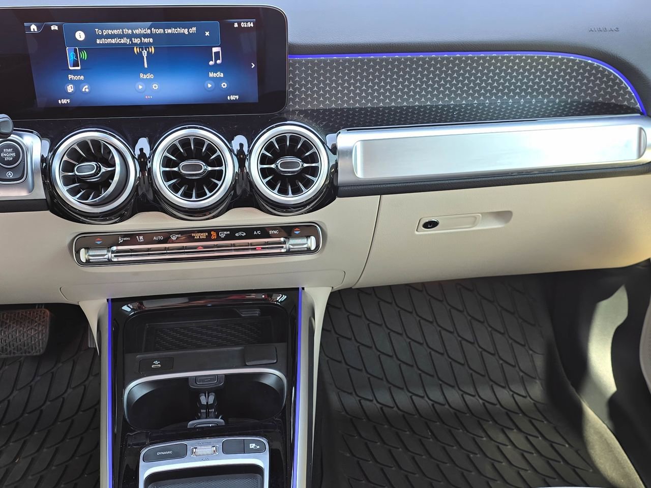 Used 2025 Mercedes-Benz GLB 250 4MATIC image 20