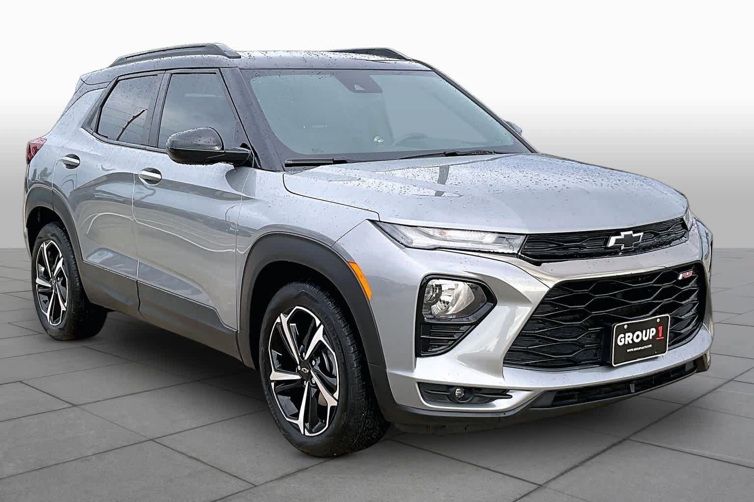 Used 2023 Chevrolet TrailBlazer RS FWD image 3