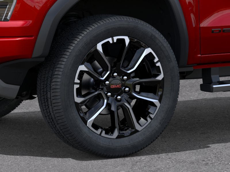 New 2026 GMC Canyon Denali w/ LPO, Black Badging Package AWD/4WD image 9