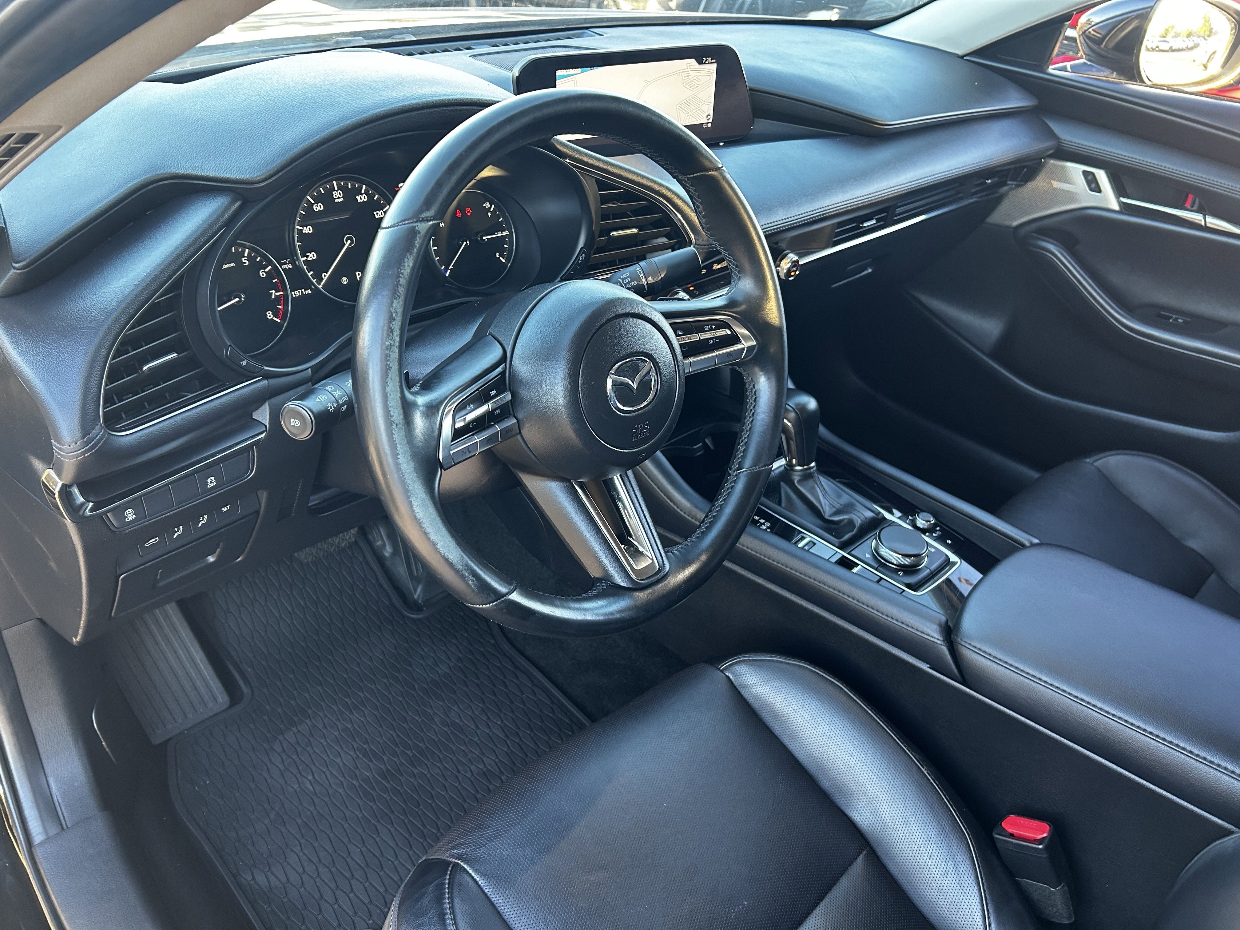 Used 2023 MAZDA MAZDA3 s image 17