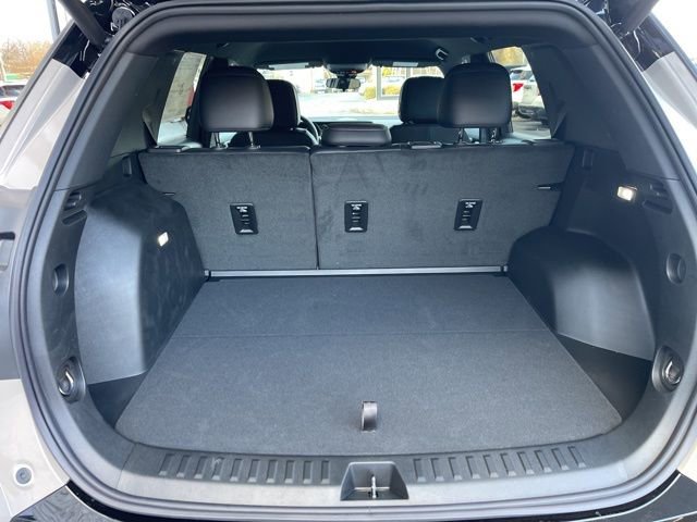 New 2026 GMC Terrain AT4 w/ Convenience Package III image 19