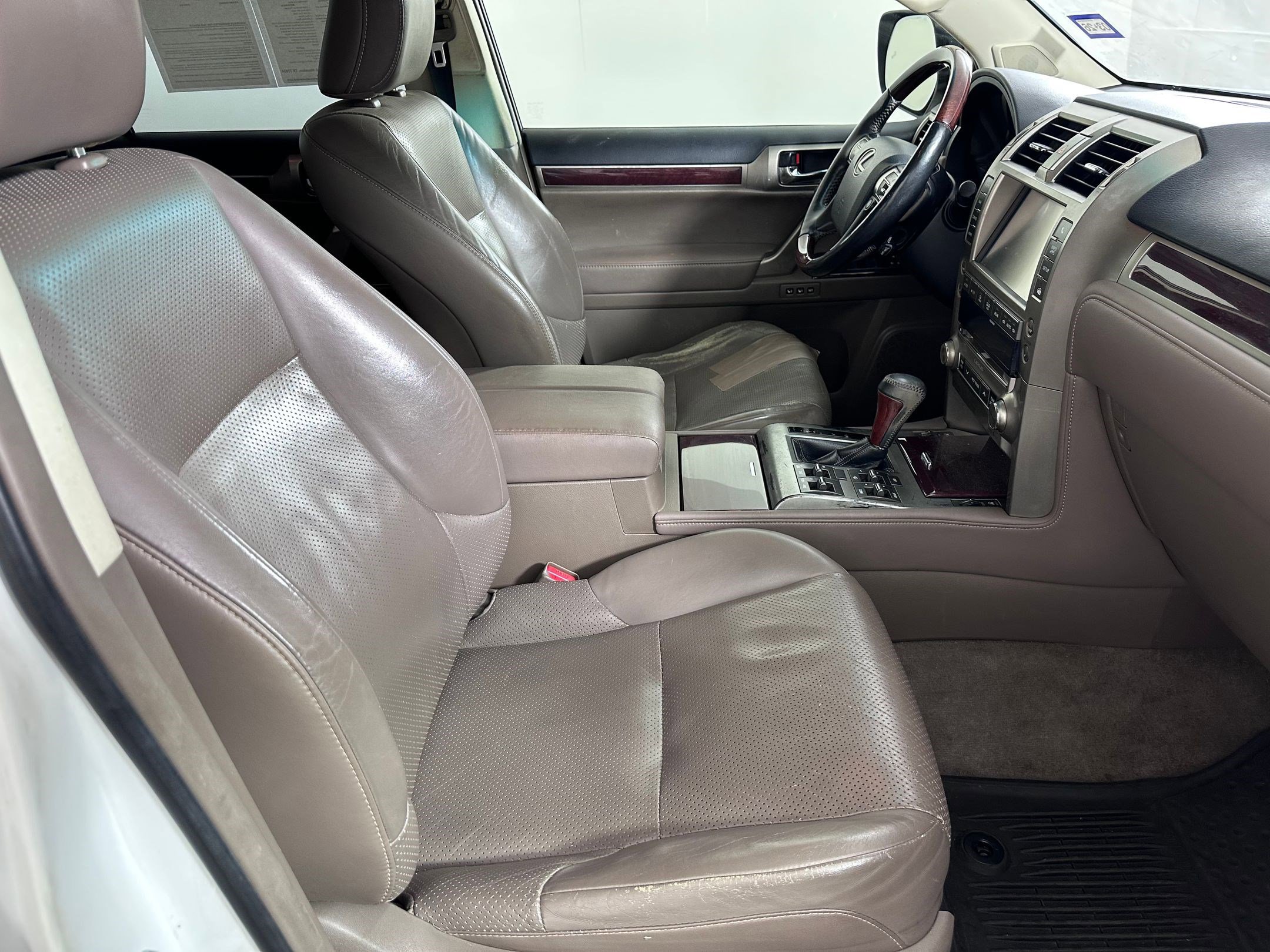 Used 2014 Lexus GX 460 Luxury image 22