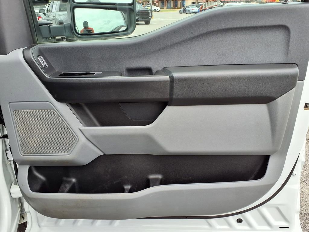 Used 2023 Ford F250 XL w/ Camper Package image 14