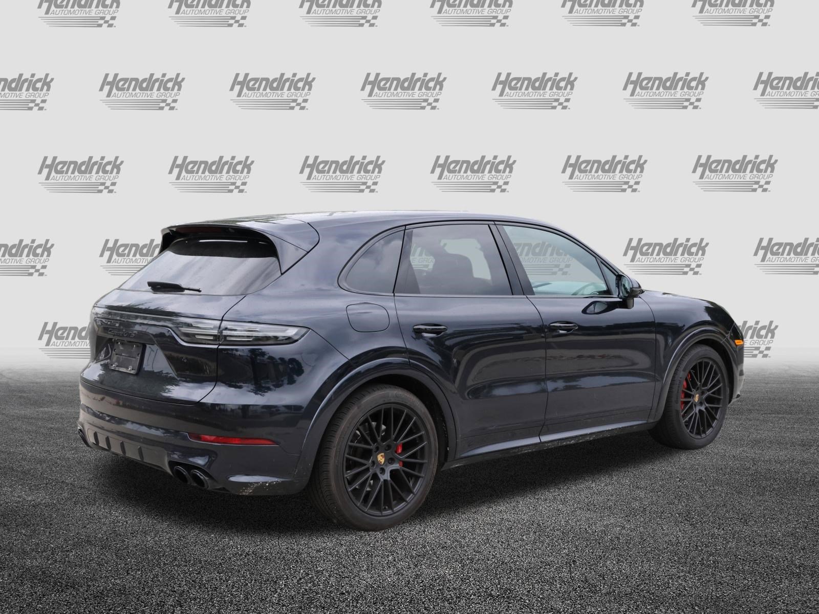 Used 2021 Porsche Cayenne GTS AWD/4WD image 9