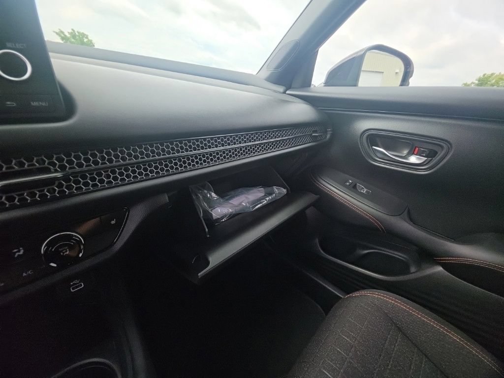 Certified 2024 Honda HR-V Sport image 23