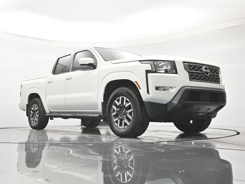 Certified 2022 Nissan Frontier SV RWD image 37