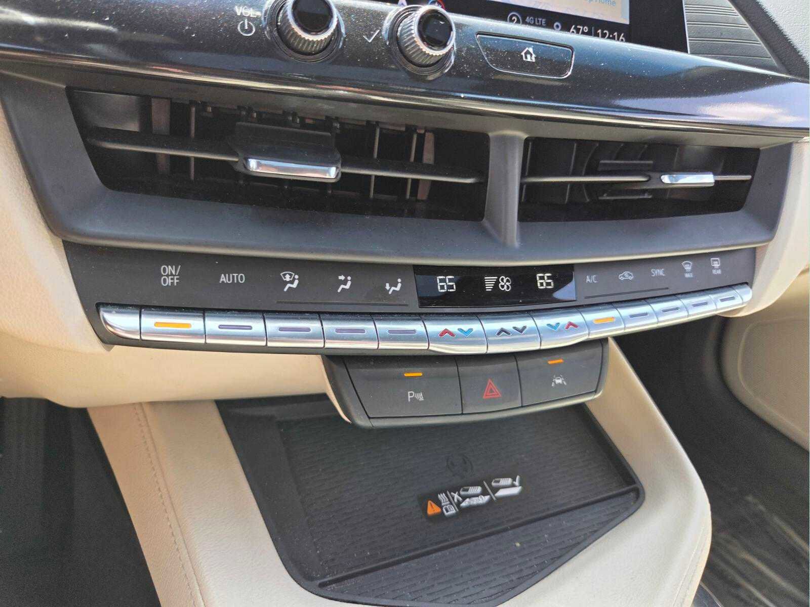 Used 2023 Cadillac CT4 Luxury w/ Sun And Sound Package RWD image 25