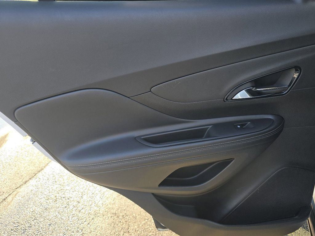Used 2018 Buick Encore Preferred image 7