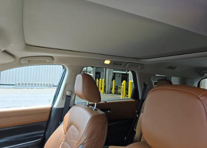 Used 2025 Nissan Pathfinder Platinum w/ Cargo Package FWD image 7
