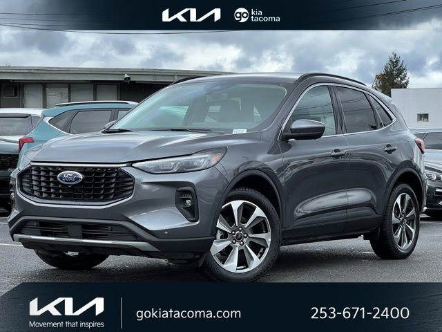 Used 2024 Ford Escape Platinum image 1