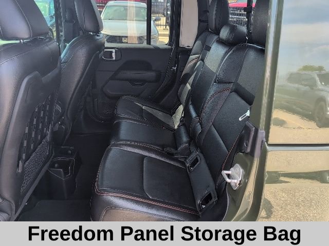 Used 2021 Jeep Gladiator Mojave w/ Cold Weather Group image 13