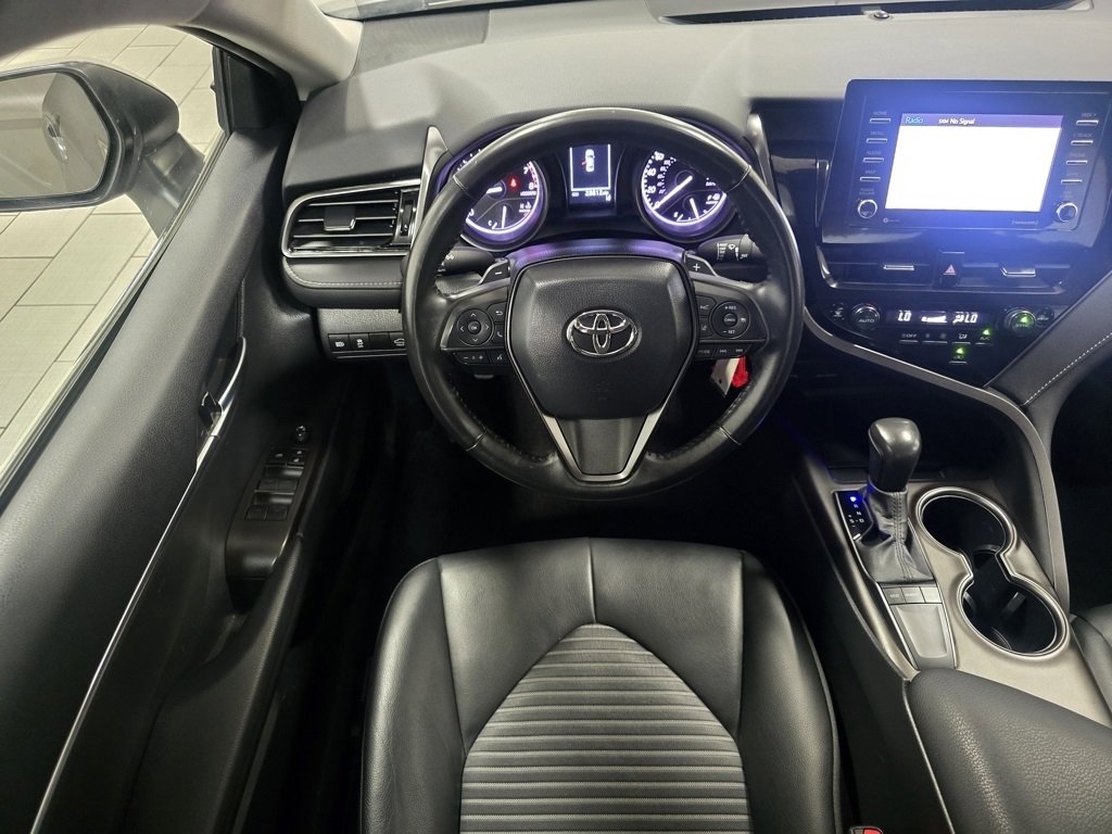 Used 2024 Toyota Camry SE image 21