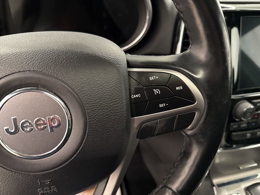 Used 2020 Jeep Grand Cherokee Limited image 13