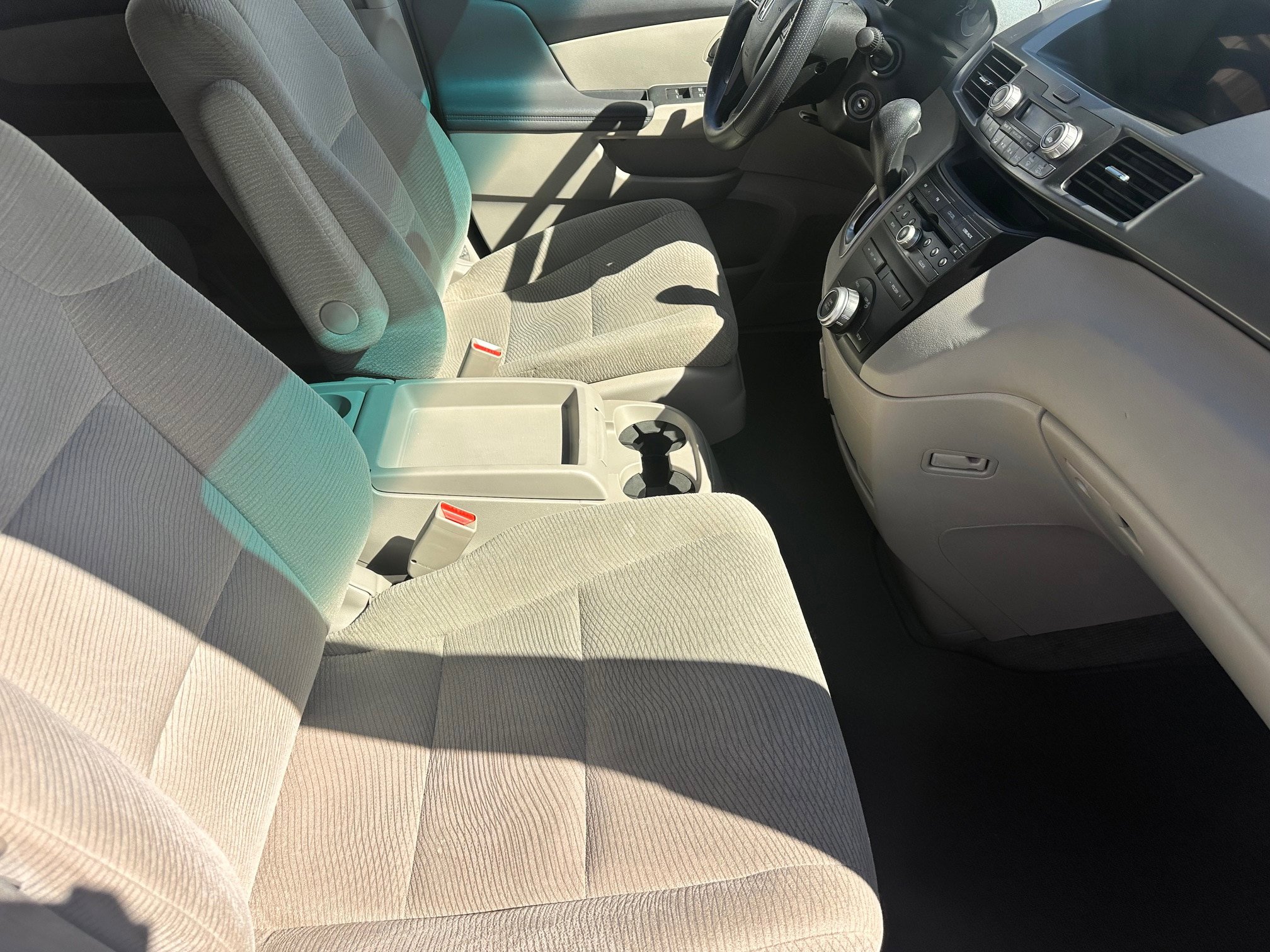 Used 2012 Honda Odyssey EX image 11