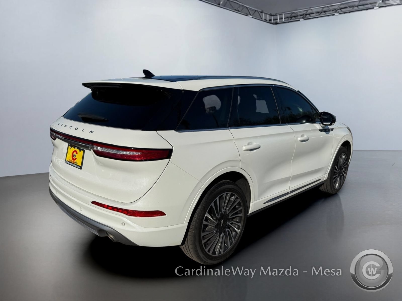 Used 2022 Lincoln Corsair AWD w/ Premium Package image 5