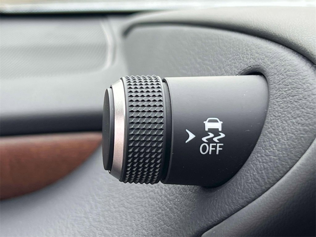 Certified 2023 Lexus ES 350 w/ Premium Package image 26