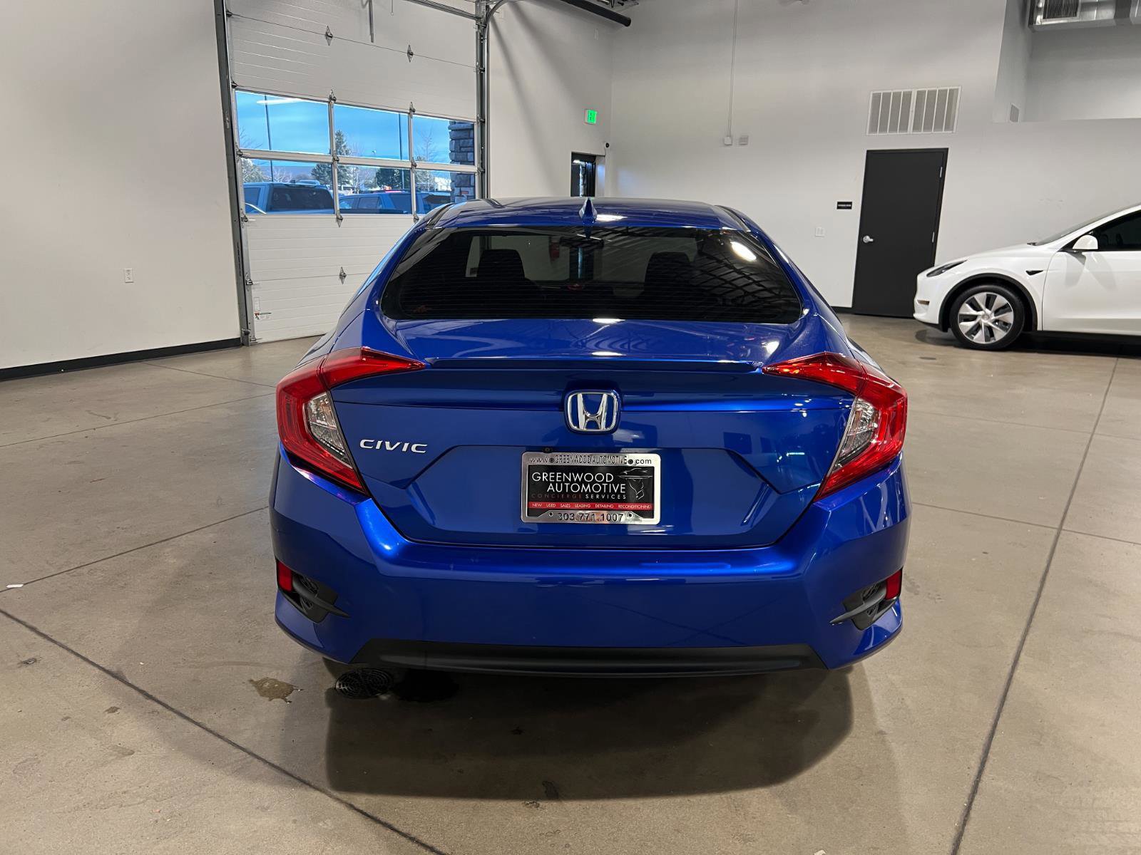 Used 2018 Honda Civic EX-T image 4
