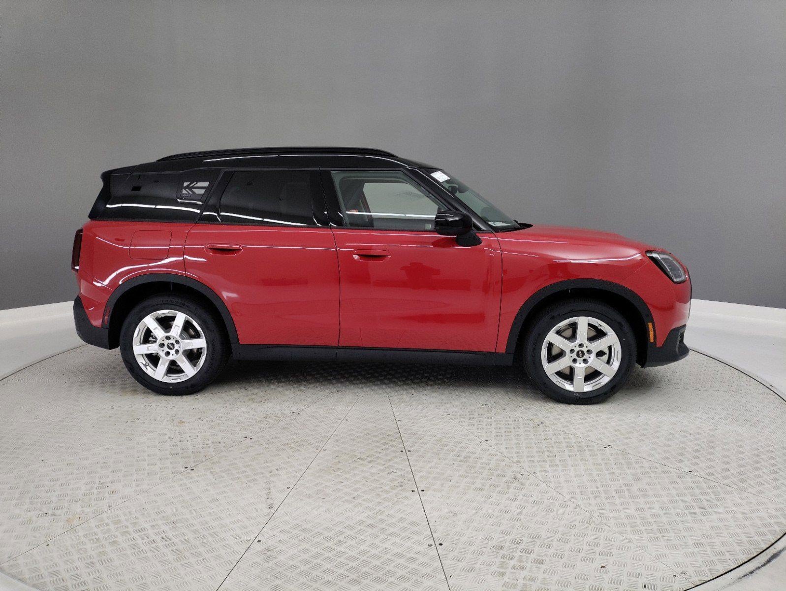 Used 2025 MINI Cooper Countryman S w/ Comfort Package Max AWD/4WD image 5