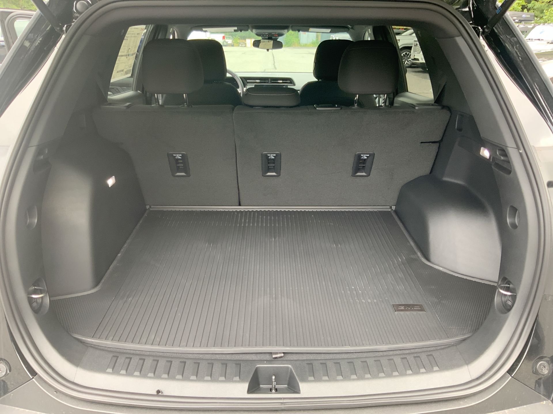 New 2027 GMC Terrain Elevation w/ LPO, Floor Liner Package AWD/4WD image 48