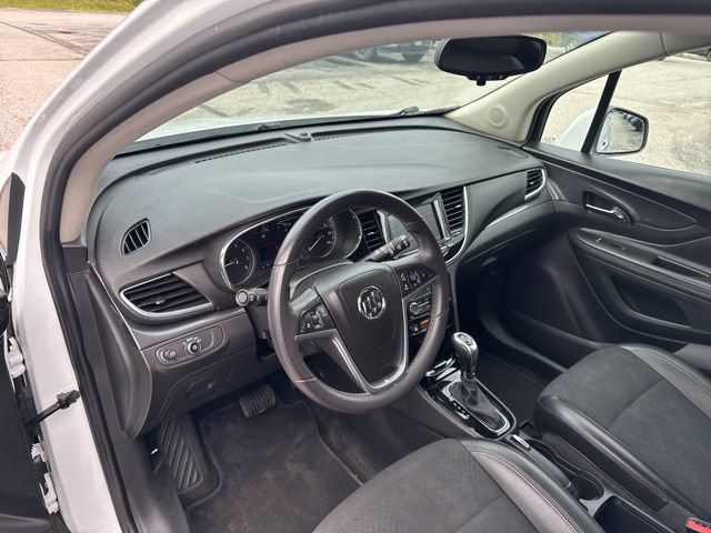 Used 2022 Buick Encore Preferred w/ Safety Package AWD/4WD image 51