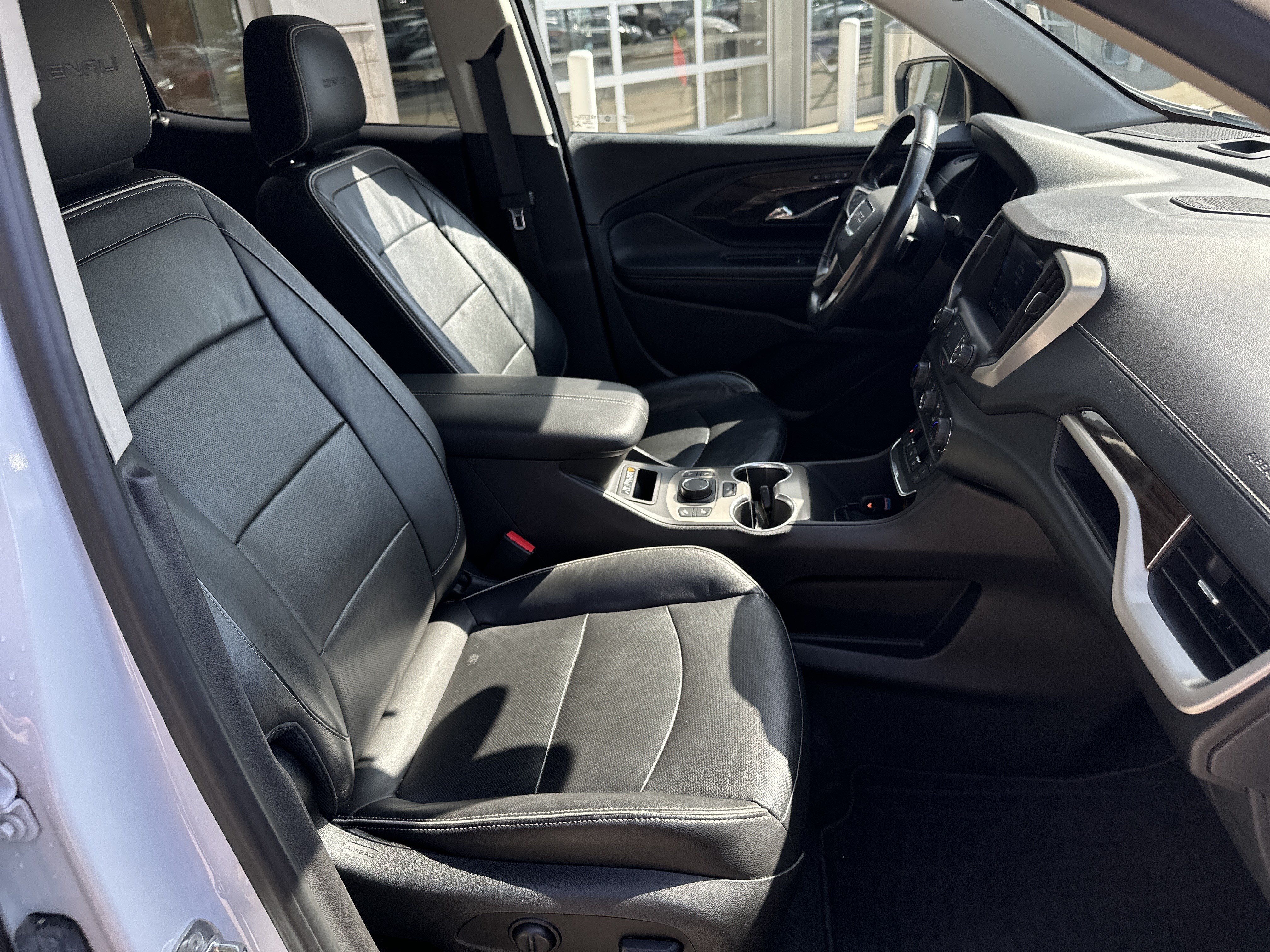 Used 2020 GMC Terrain Denali w/ LPO, Cargo Package AWD/4WD image 26